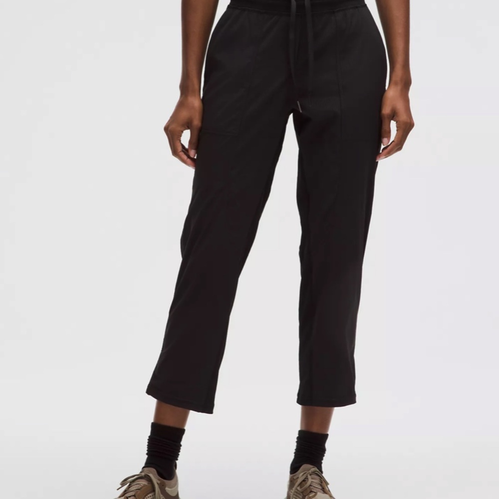 Lululemon Dance Studio Mid-Rise Cropped Pant